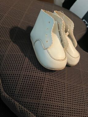 Vintage Classic White Baby Scalloped Leather Shoes size 1